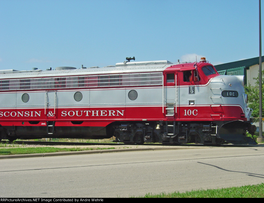 WSOR 10C approaching Dickinson Street